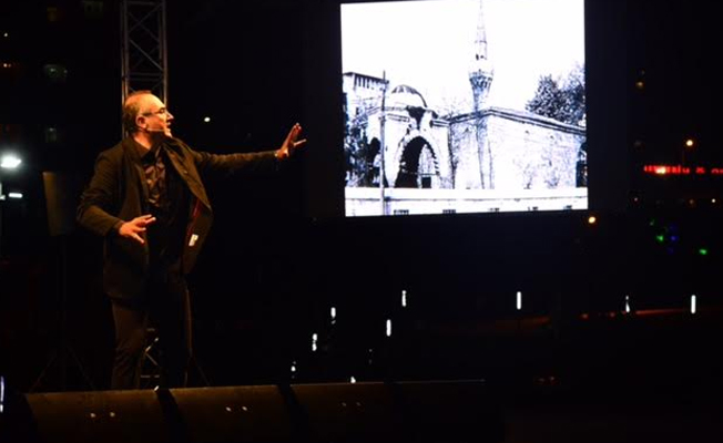 Sunay Akın: Bilgi gölgede Kalmasaydı, cehaleti Cumhuriyet’imizin heykellerine düşman ettirmezdik