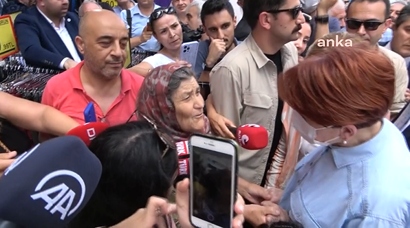 Vatandaş, Akşener'e dert yandı: "Oğlum ziraat mühendisi hamallık yapıyor"