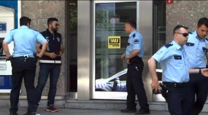 Bağcılar'da soygun girişimi: 1 yaralı