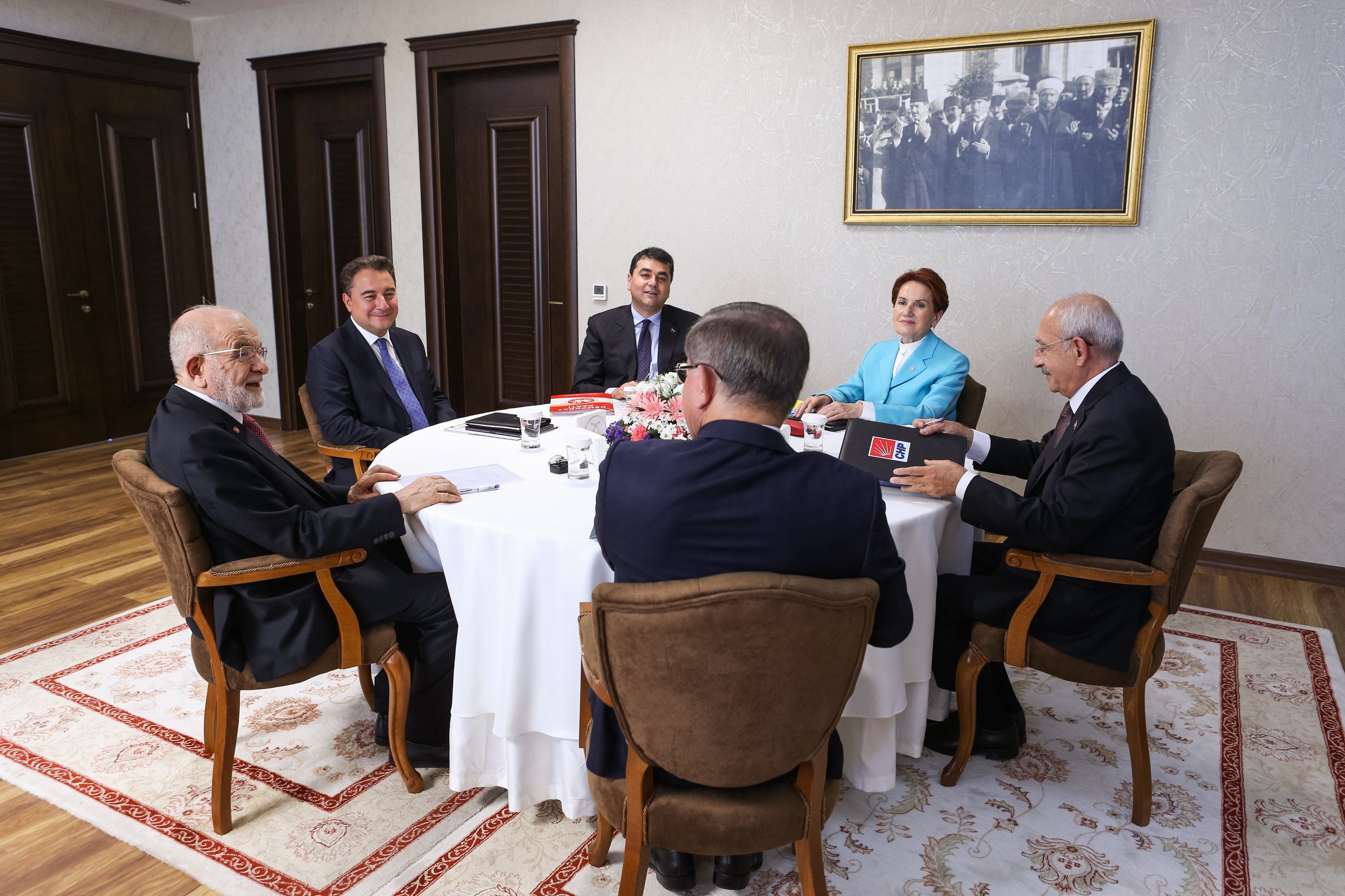 Altılı masada Saadet Partisi'nde buluştu