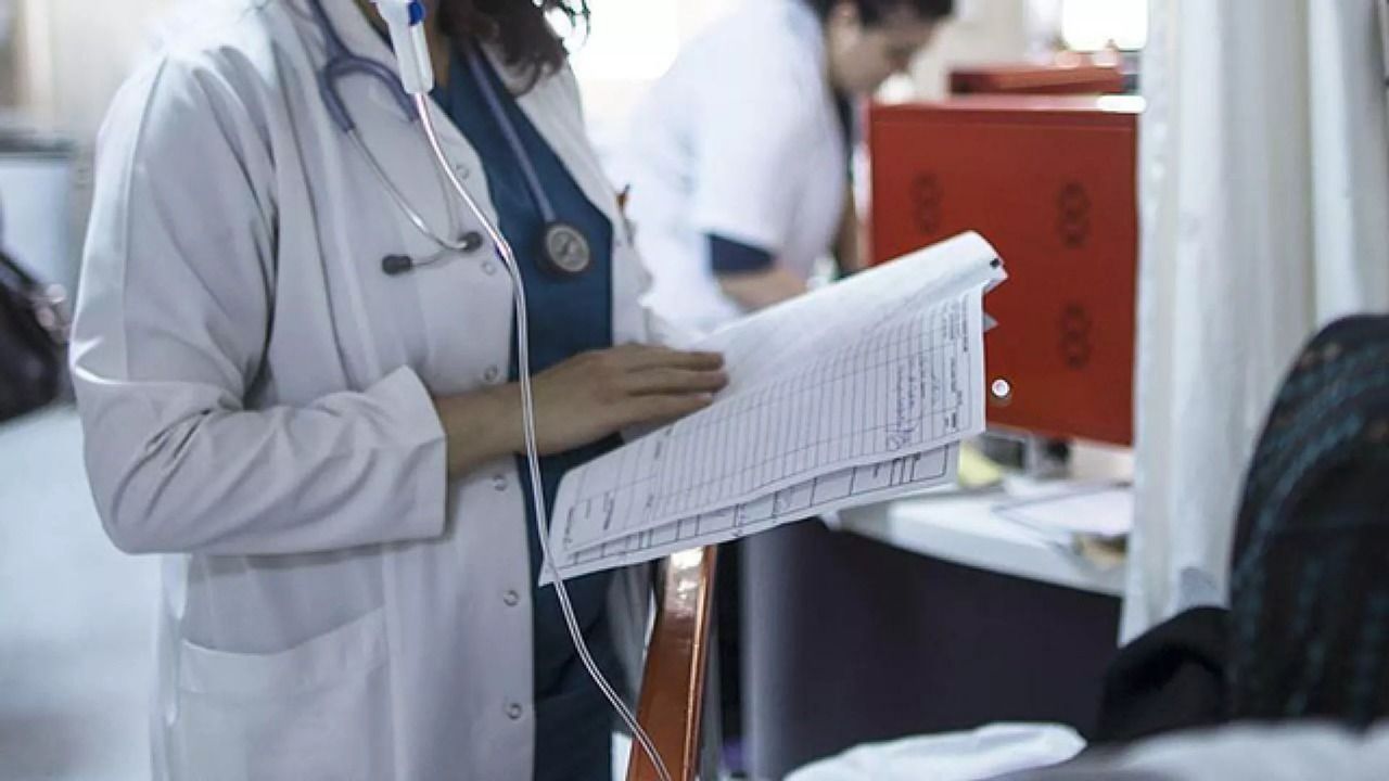 İstifa eden ve emekliye ayrılan doktor sayısı 10 bine ulaştı