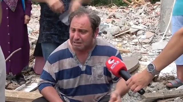 AKP’li belediyeye ağlayarak isyan etti: "Ben yandım Allah da onları yaksın"