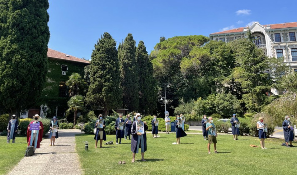 Boğaziçi Üniversitesi'nde 16 akademisyen daha uzaklaştırıldı