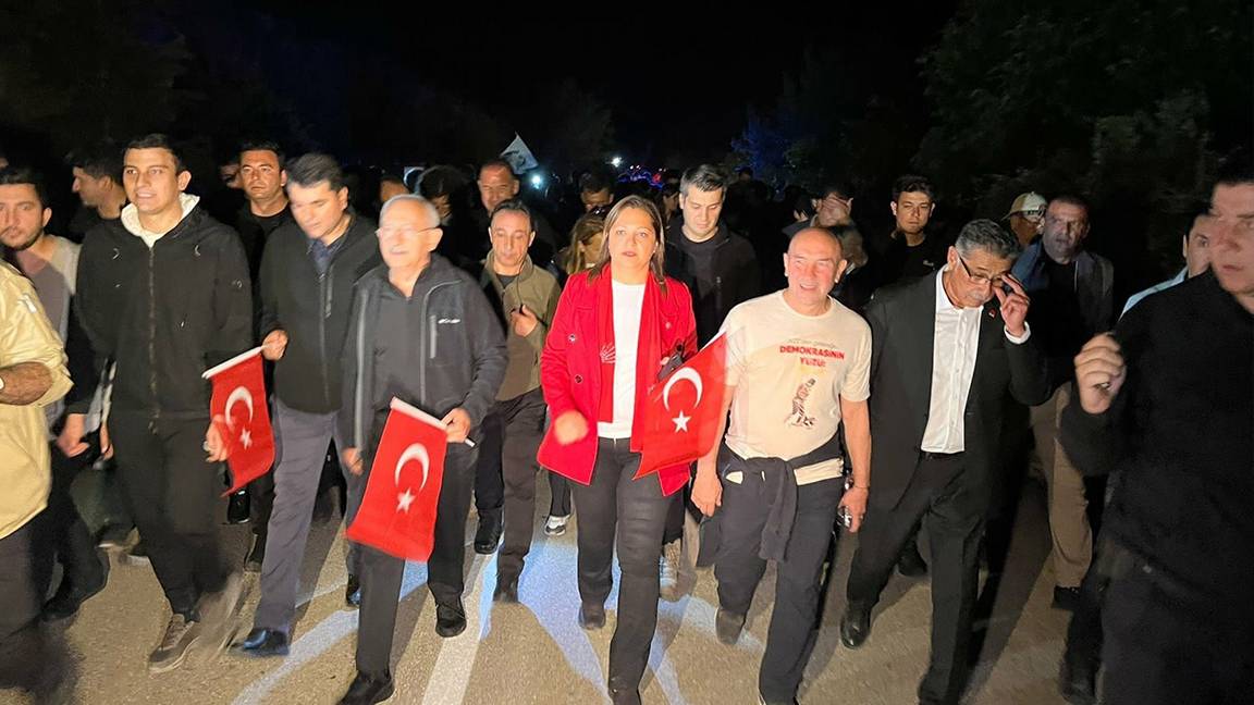 Kılıçdaroğlu, Büyük Taaruz'un 100. yılında, 'Zafer Yolu'nda 15 kilometre yürüdü