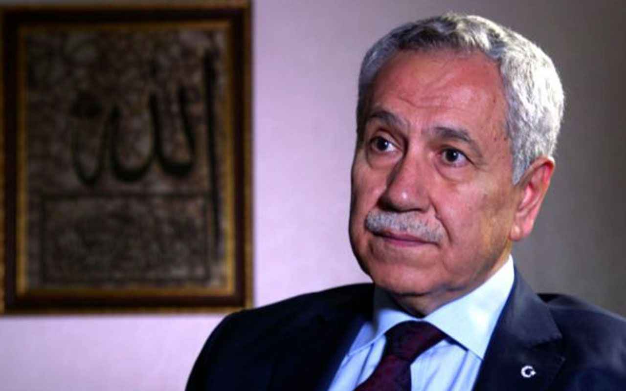 Bülent Arınç açılış yaptı, AKP'li belediye satışa çıkardı