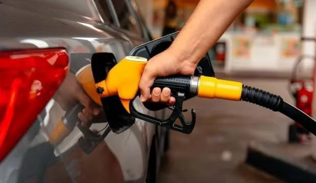 Benzine indirim geliyor