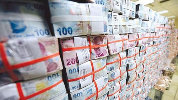 Hazine borçlanmaya devam ediyor