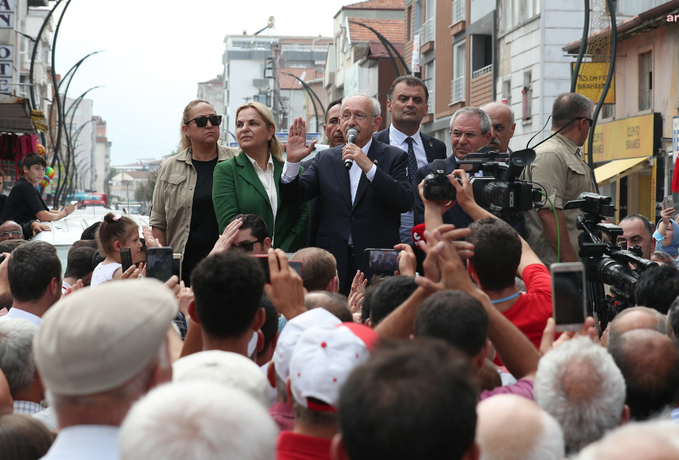 Kemal Kılıçdaroğlu köylülere seslendi: "Altılı masada özel ekiplerimiz var"