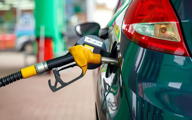 Benzin ve motorine zam, LPG'ye indirim geliyor