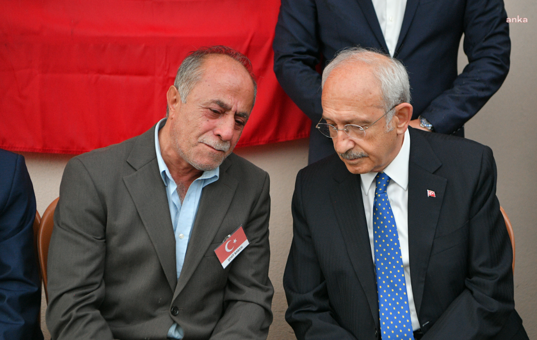 Kemal Kılıçdaroğlu, Fatsa'da şehit ailesini ziyaret etti