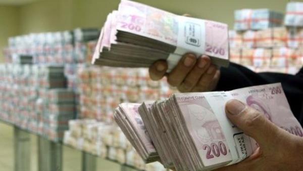Ünlü ekonomistten flaş yorum: "Seçim finansmanı için ekimden itibaren para dağıtacaklar"