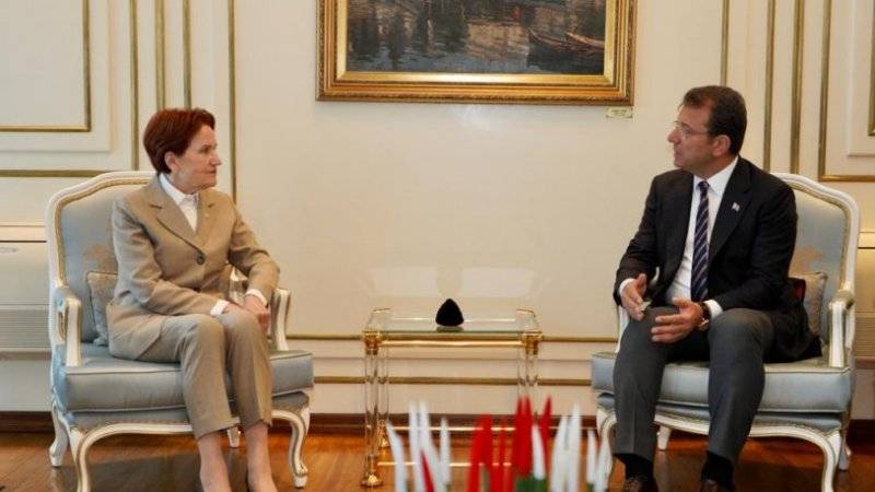 Akşener'den İmamoğlu'na ziyaret