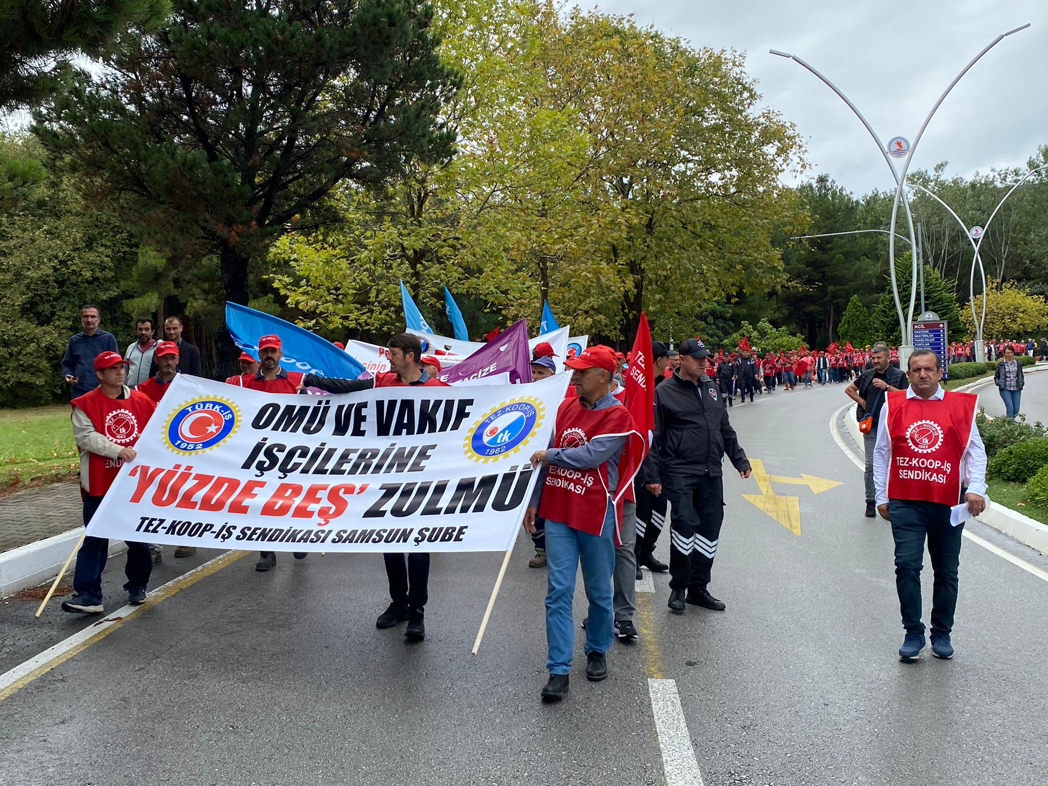 OMÜ'de işçilerin hak arayışı sürüyor: "Çok bile alıyorlar" sözlerine tepki!