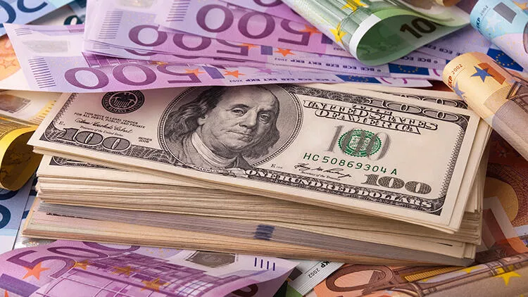 Euro yeniden Doları geçti