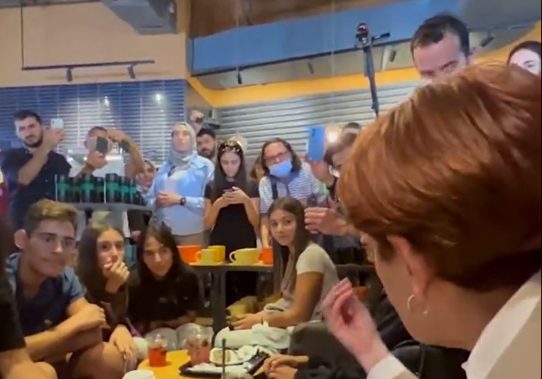 Meral Akşener'den gençlere Starbucks baskını: "Baskın basanındır..."