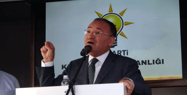 Türkiye Barolar Birliği ve Adalet Bakanlığı karşı karşıya! Bekir Bozdağ: 81 baro, herkes imza atsa...