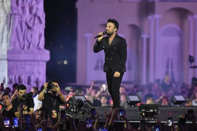 Tarkan konseri dünyanın en kalabalık ilk 5 konseri oldu! İşte konsere katılım sayısı...