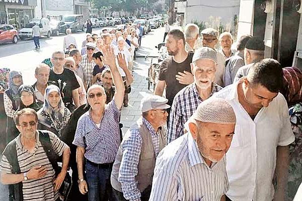 Erdoğan emeklileri unuttu... 9 bin 500 dolarlık milli gelir, emekli için yarısı bile değil