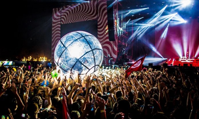 Bakan Ersoy'dan festival ve konser açıklaması: "Mümkünse hiç kısıtlama olmasın"