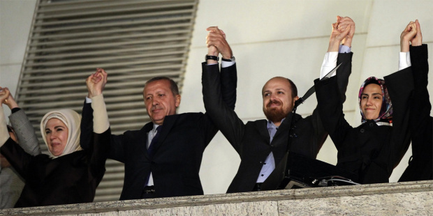 Erdoğan: "Evlatlarını yurt dışında okutup, şatafat içinde yaşattılar" Erdoğan'ın çocukları nerede okudu?