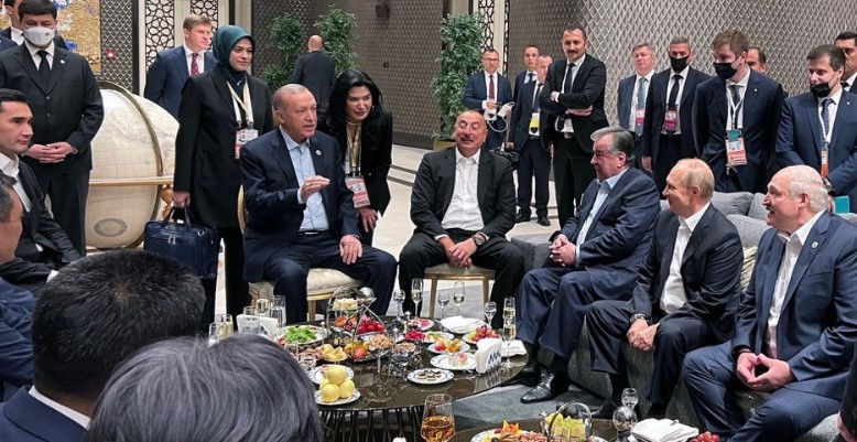 Erdoğan ve Putin yan yana! Sosyal medyada gündem olan fotoğraf
