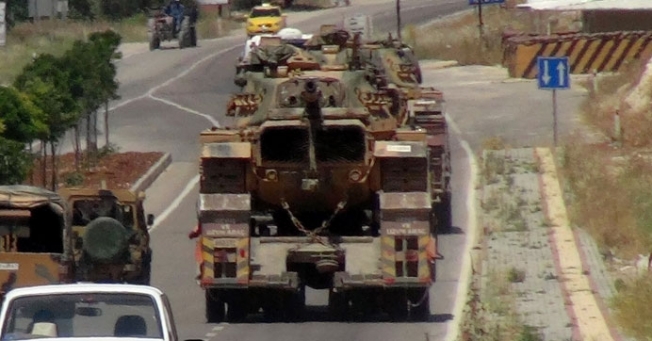 PYD denetimindeki Afrin sınırına tank sevkiyatı
