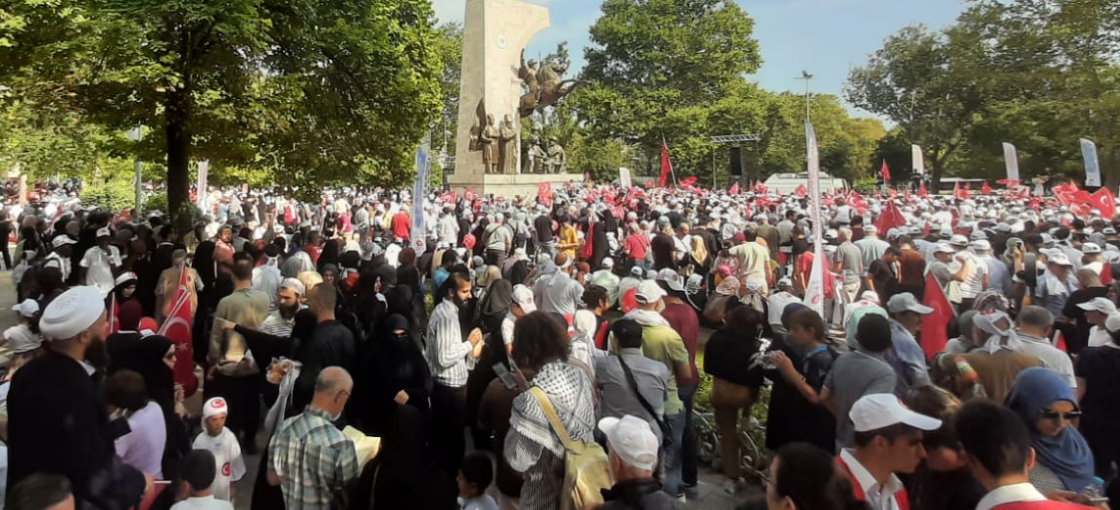 LGBTİ karşıtları Saraçhane Parkı'nda toplandı! Sosyal medya yıkıldı