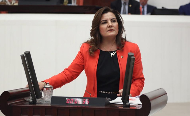AKP'li belediye vatandaşı 'bakanlıkla' korkutuyor