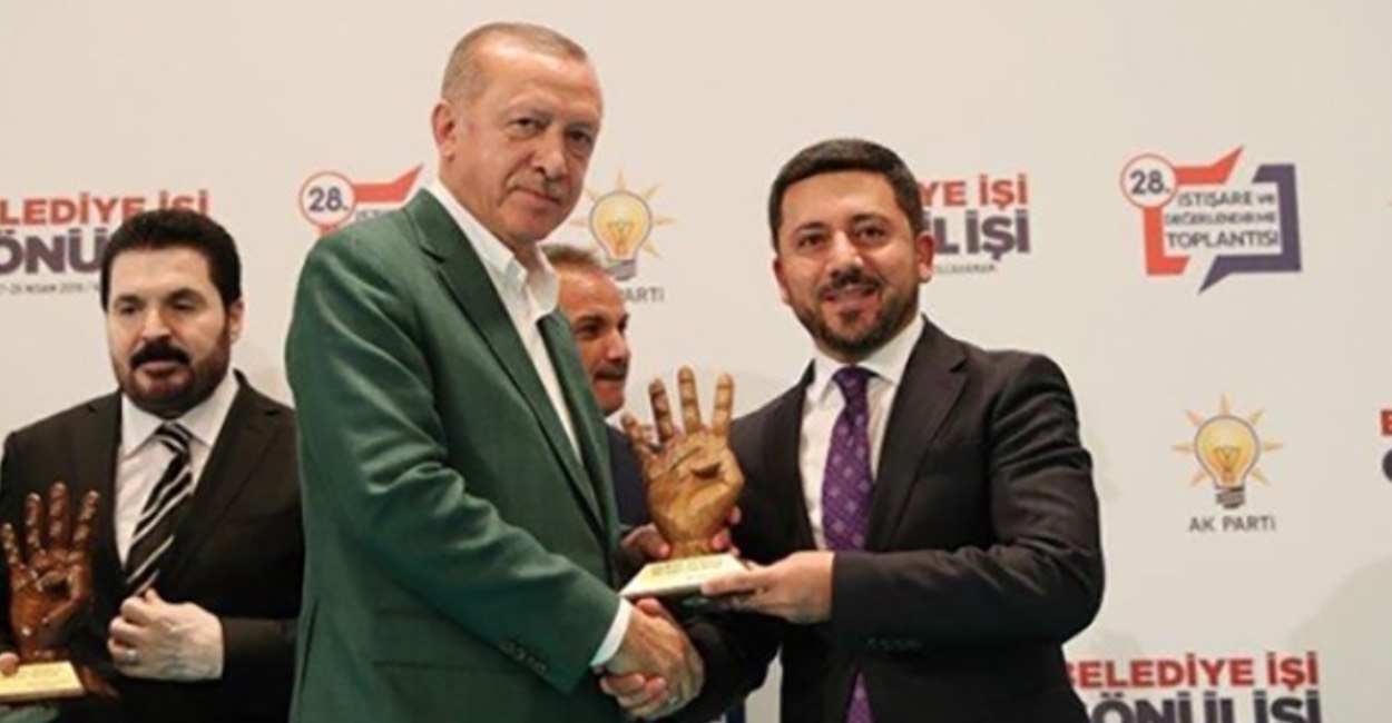 İstifa eden AKP'li isimden zehir zemberek sözler: "Rakip olmayı değil düşmanlığı tercih ettiniz"