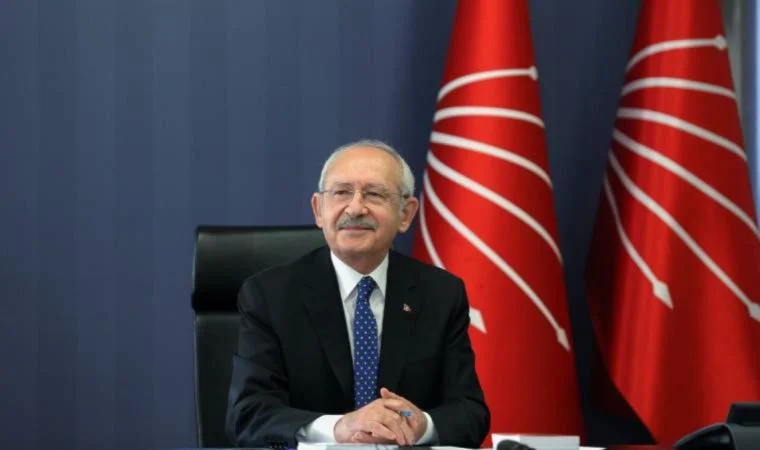 ‘Benimle misiniz’ diyen Kılıçdaroğlu'na destek seli! Sosyal medya 'yanındayım' mesajlarıyla sallandı