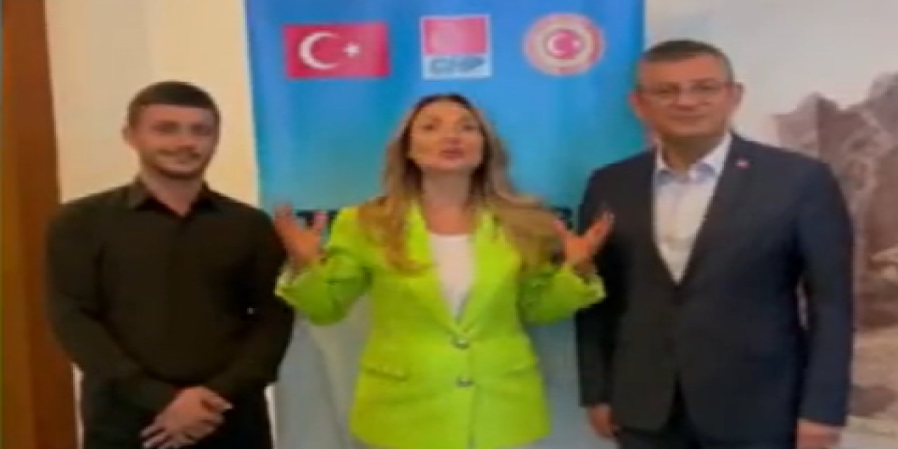 Özgür Özel, Özgür Özel'e rozet taktı
