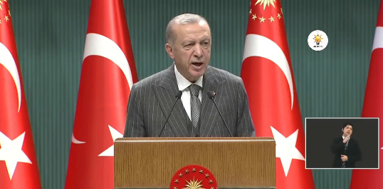 Erdoğan, kabine toplantısının ardından ulusa seslendi: "Yunanistan muhatabımız da dengimiz de değildir"