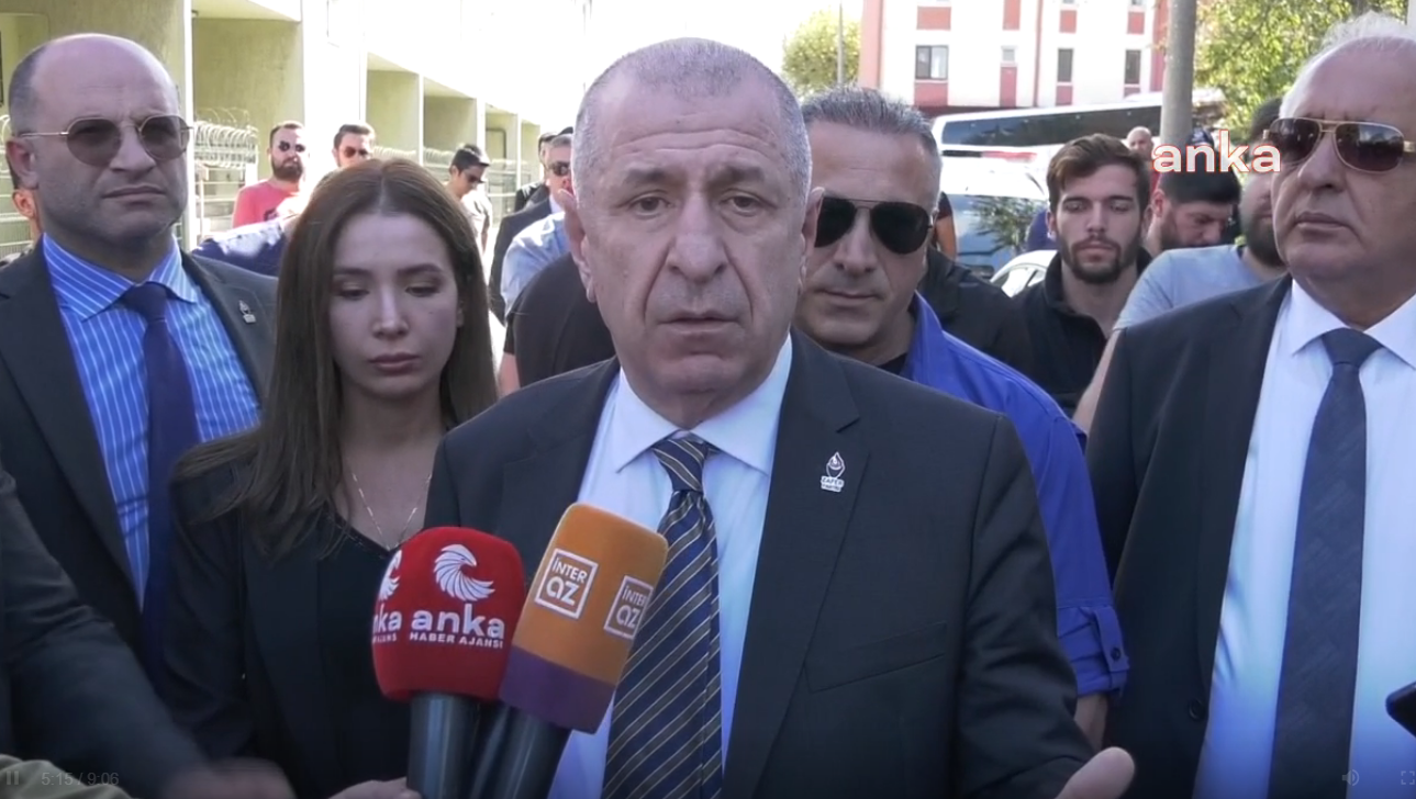 Suriyeli mülteci tarafından öldürülen Samet Gül'ün okulunun önüne gitti! Ümit Özdağ: "Bu barikat olduğu için bu çocuk öldürüldü!"