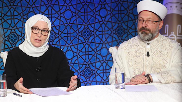 Ali Erbaş'ın eşine özel kalem tahsis edildiği iddia edildi