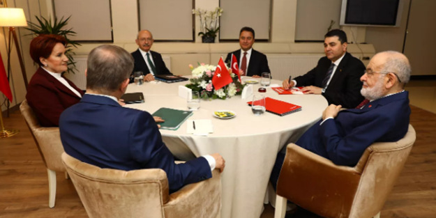 Gözler 2 Ekim’deki toplantıda! Akşener'in sözleri kulisleri hareketlendirdi