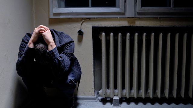 Ekonomik kriz, aile içinde de krize neden oluyor! "Çalışanların yarısı ebeveynlik görevini yerine getiremediğini düşünüyor"