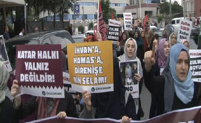 Suudi Arabistan Başkonsolosluğu önünde 'Katar' protestosu  