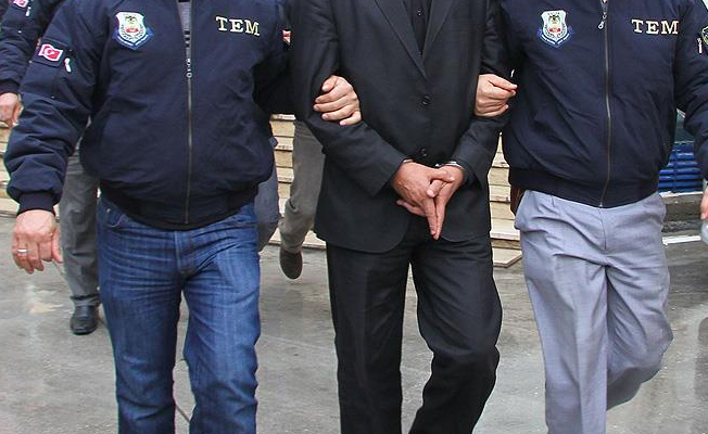 Darbeci askerlerin gözaltına aldığı Hozat eski kaymakamı, FETÖ soruşturmasında tutuklandı