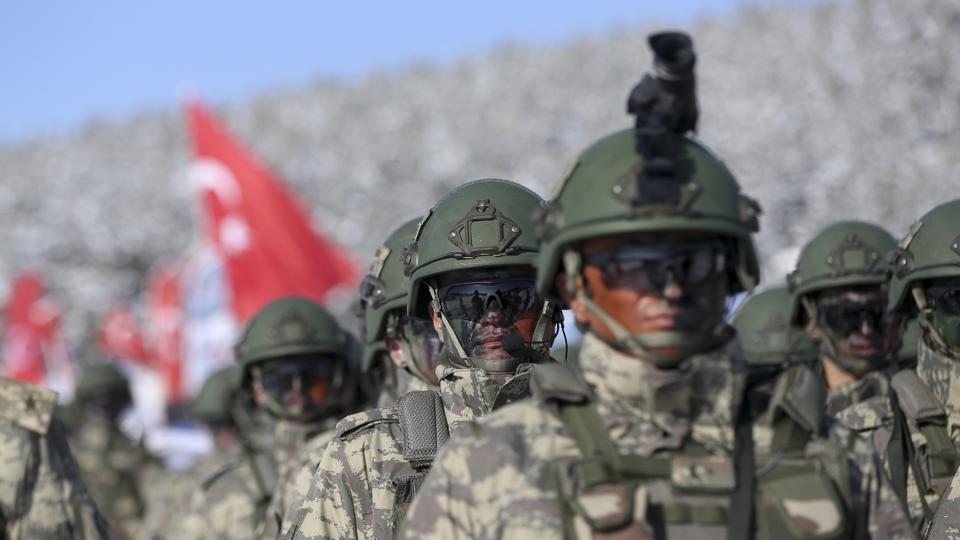 Tezkere Meclis'ten geçti... Türk ordusu Katar'ı korumaya gidiyor!