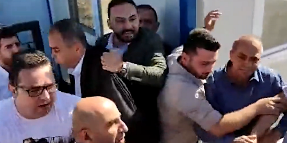 AKP'liler İzmir'de tesis bastı! İşte o anlar!