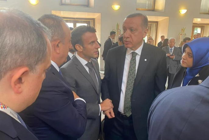 Erdoğan, Macron'a öyle bir teklifte bulundu ki... Dondu kaldı!
