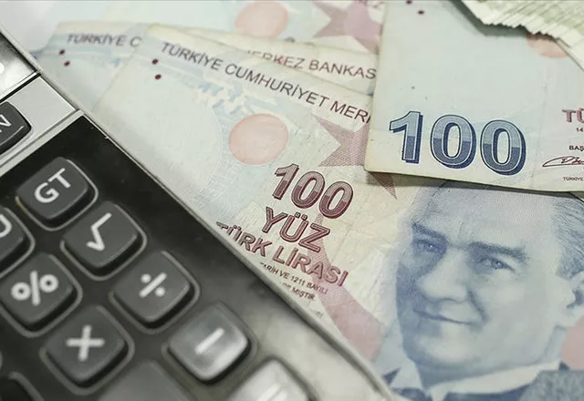 Yıl sonu yaklaştıkça merak arttı! Asgari ücret ne kadar olacak? AKP'den açıklama geldi