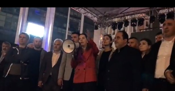 Esenyurt Kardeş Kültürler Festivali'nde gerginlik! MHP'li vekil 'azdan az, çoktan çok gider' dedi, ortalık karıştı