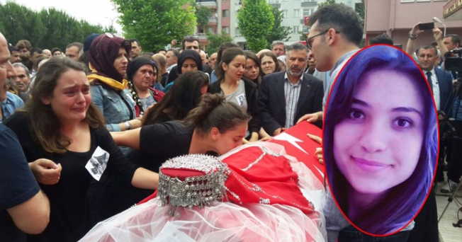 Son yolculuğuna kırmızı yazmayla uğurlandı