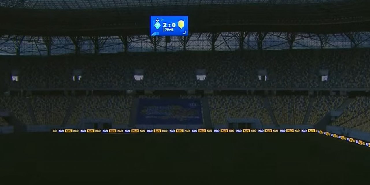 Hava saldırısı oldu, maç yarıda kaldı! Herkes gökyüzüne baktı
