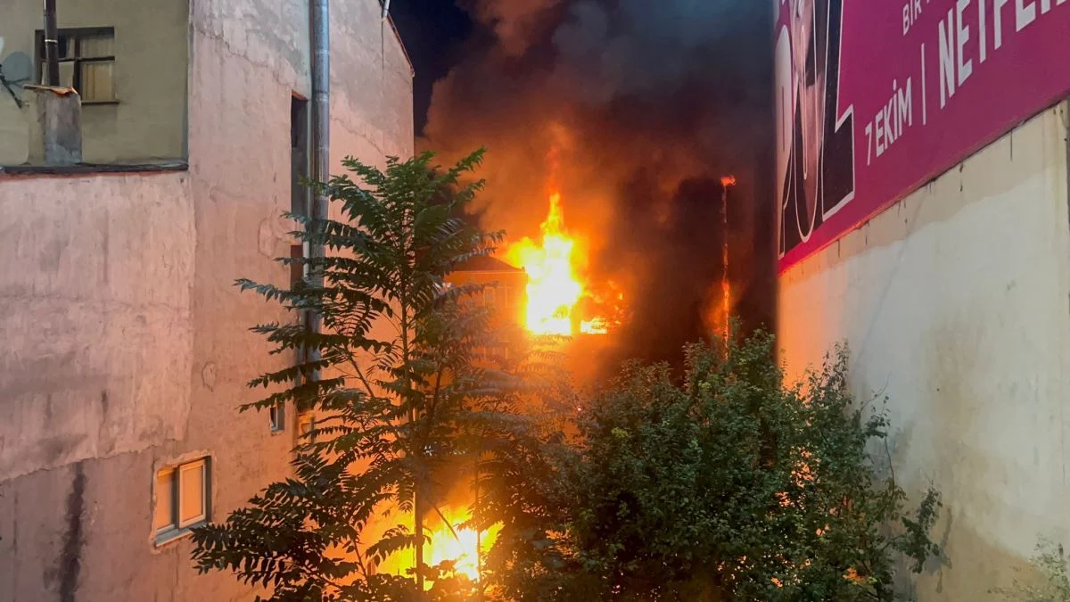 Süleyman Soylu'dan Kadıköy'deki patlamaya ilişkin açıklama