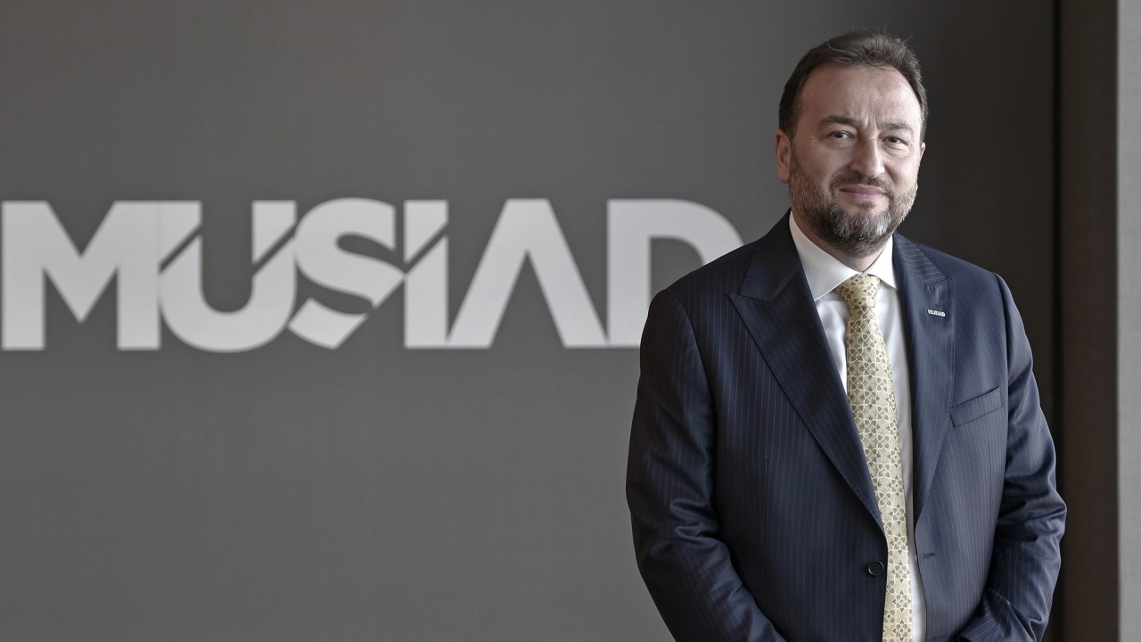 MÜSİAD Başkanı Asmalı, faiz tepkisi vermişti! Yandaş gazete yazarı, zehir zemberek sözlerle hedef aldı