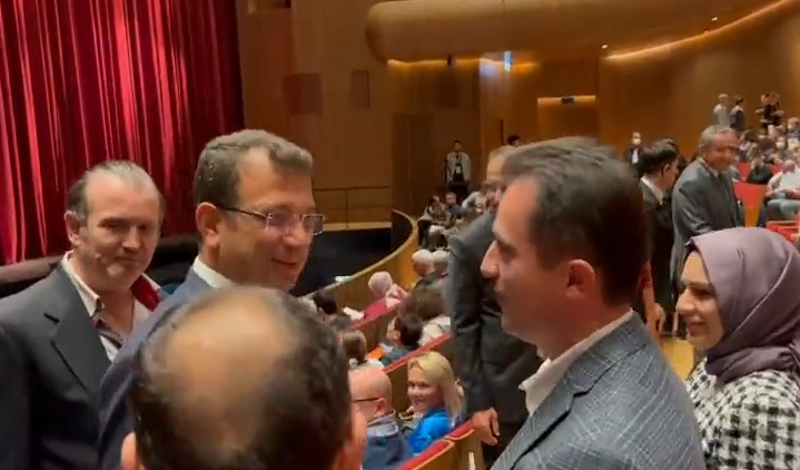 Ekrem İmamoğlu, Saraydan Kız Kaçırma Operası'nda!