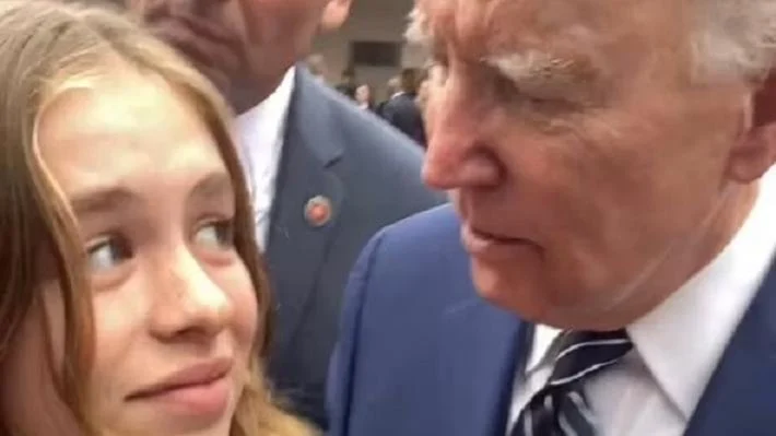 ABD Başkanı Biden'dan kız çocuğuna garip hareket