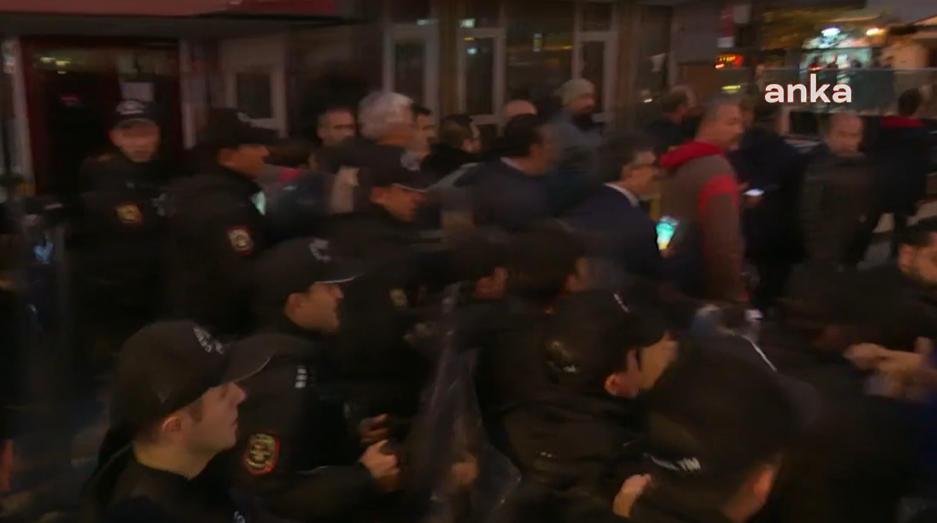 'Madenci Anıtı'na bariyer engeli! 41 madenci için yapılmak istenen açıklamaya müdahale